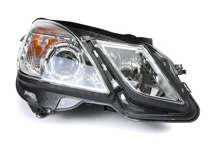 Mercedes Headlight Assembly - Passenger Side (Halogen) 212820966164